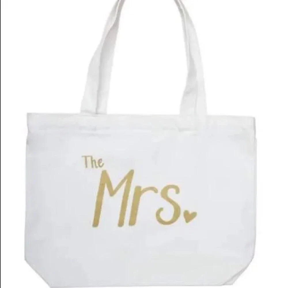 “THE MRS” 100% COTTON ZIPPERED TOTE BAG 16 x 16 WHITE GOLD NWOT